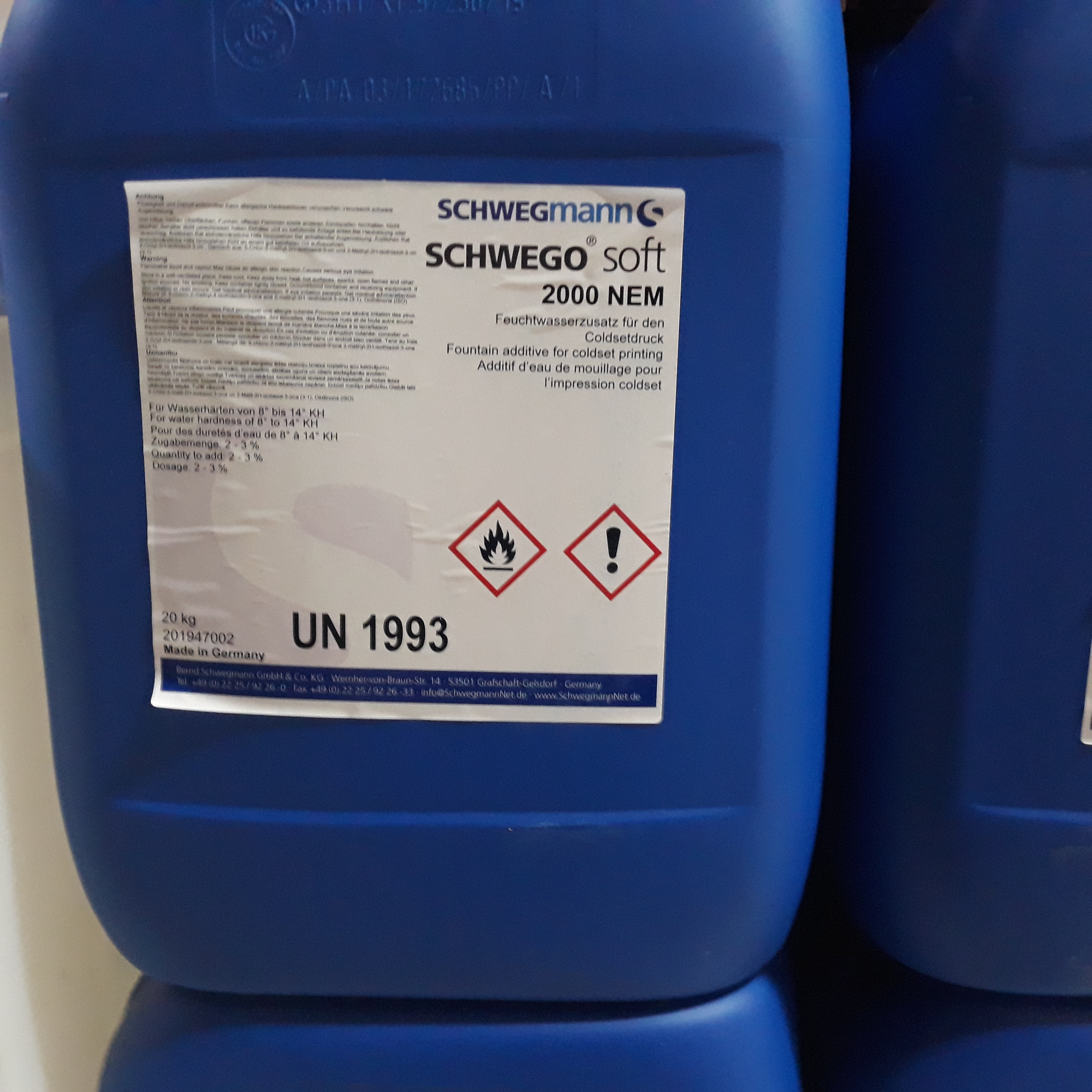 Добавка в увлажняющий раствор  Schwego soft 2000NEM